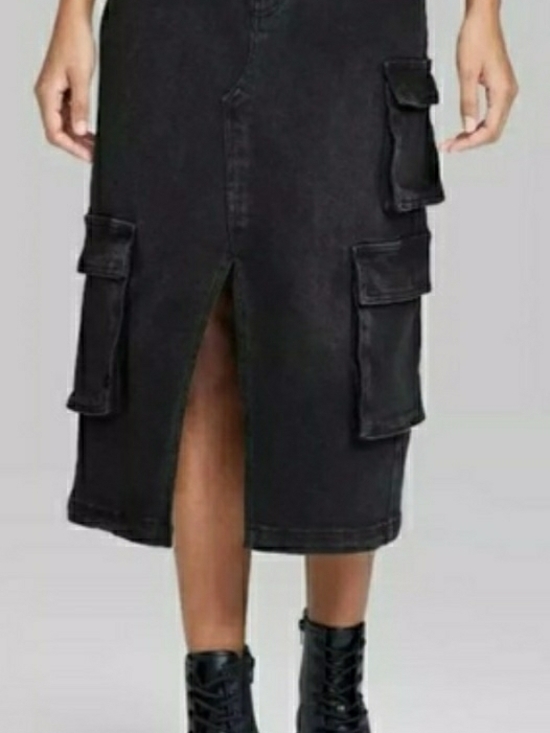 Cider Size 4x 24/26 Distressed Black Cargo Midi Skirt with Front Slit - Picture 2 of 7